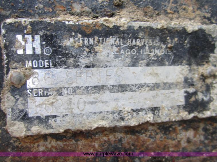 image for item A4715 1978 International Hydro 186 tractor