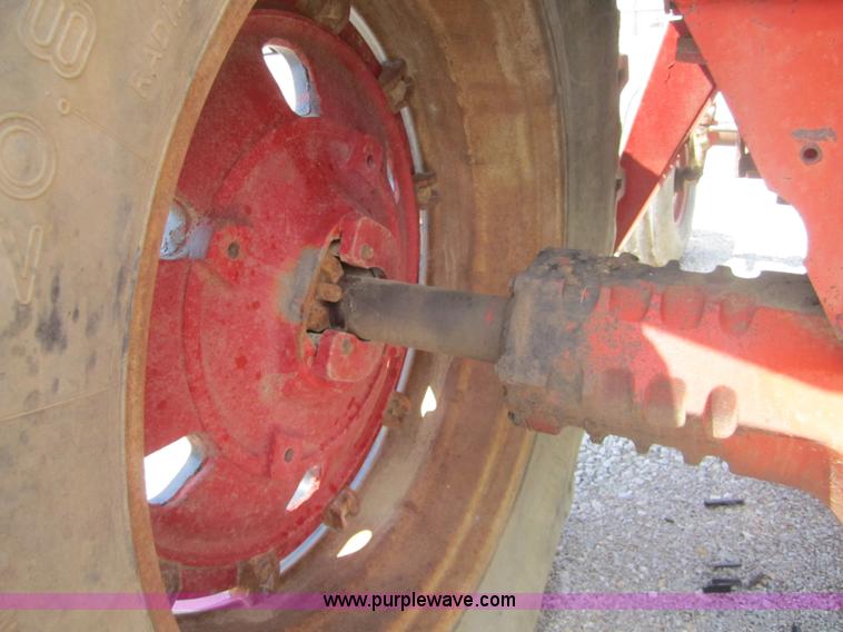 image for item A4715 1978 International Hydro 186 tractor