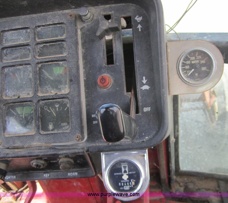 image for item A4715 1978 International Hydro 186 tractor