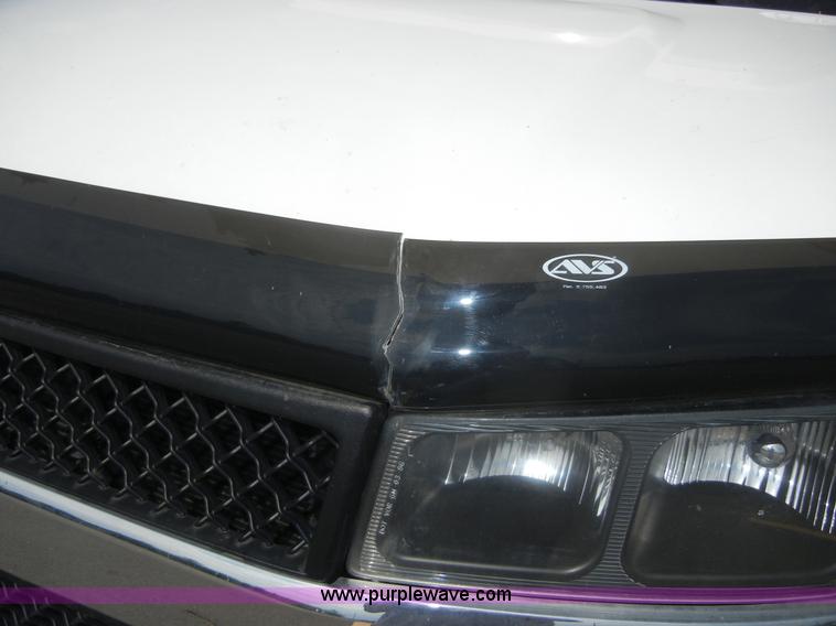 image for item A9983 2007 Chevrolet Express G3500 Davey Coach bus