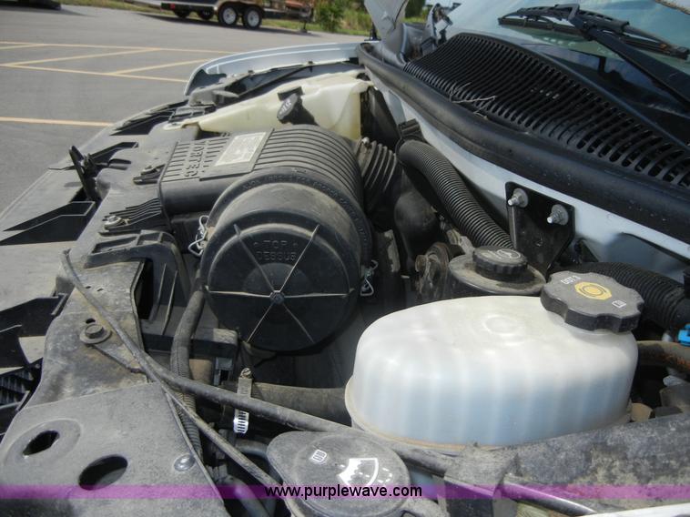 image for item A9983 2007 Chevrolet Express G3500 Davey Coach bus