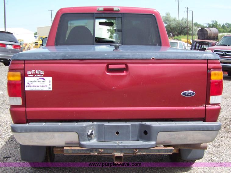 image for item B3511 1998 Ford Ranger supercab pickup truck