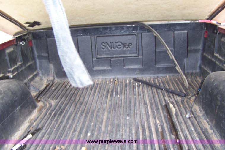 image for item B3511 1998 Ford Ranger supercab pickup truck