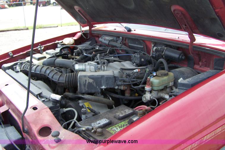 image for item B3511 1998 Ford Ranger supercab pickup truck