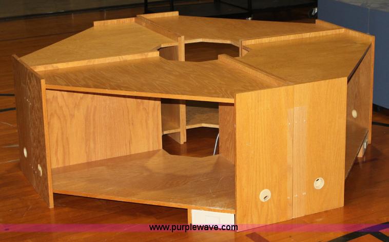 image for item B9937 Computer stations