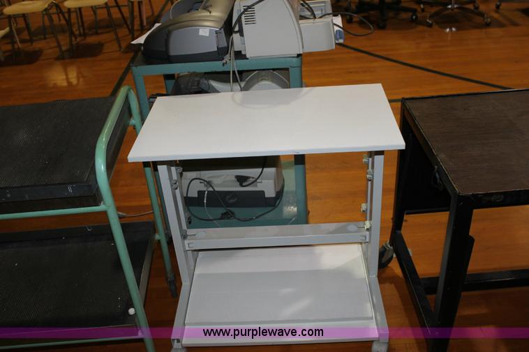 image for item B9939 (15) audio visual carts