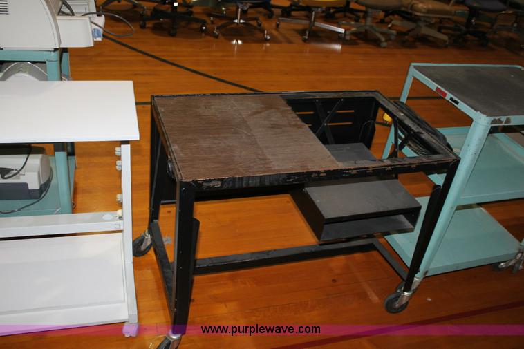 image for item B9939 (15) audio visual carts