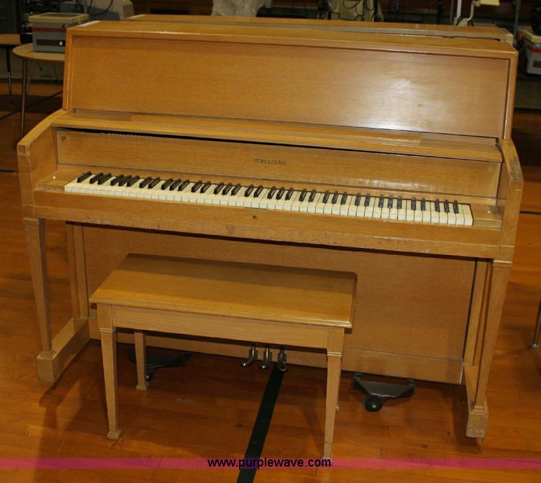 image for item B9946 Story & Clark piano