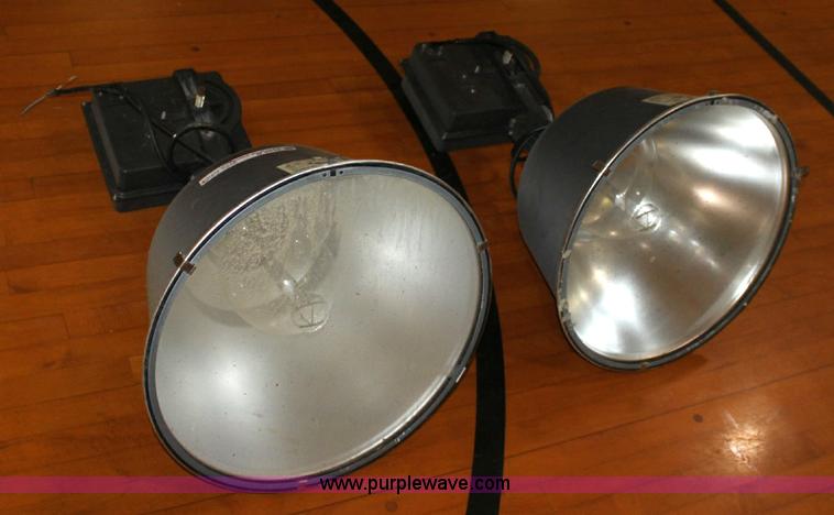 image for item B9948 (13) light fixtures