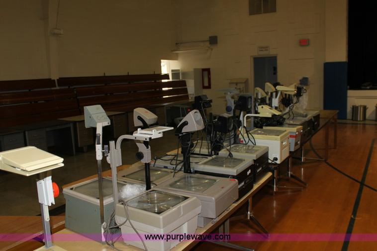 image for item B9951 (19) overhead projectors