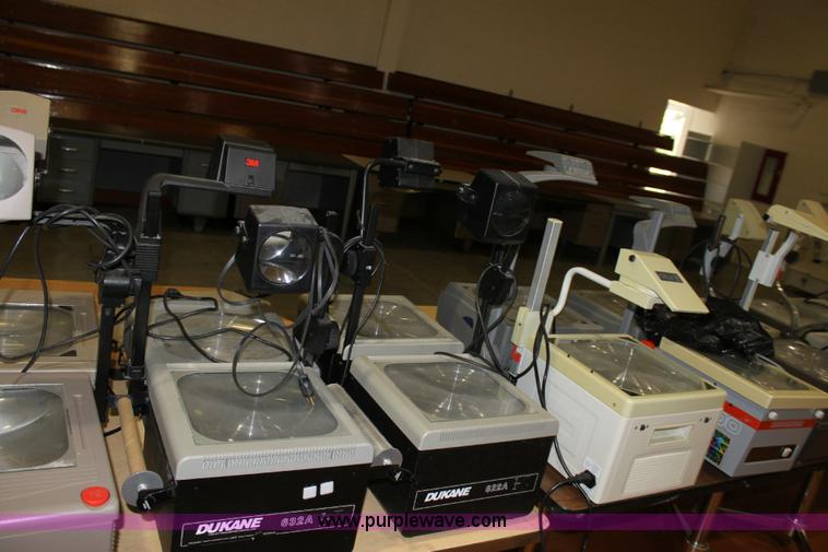 image for item B9951 (19) overhead projectors