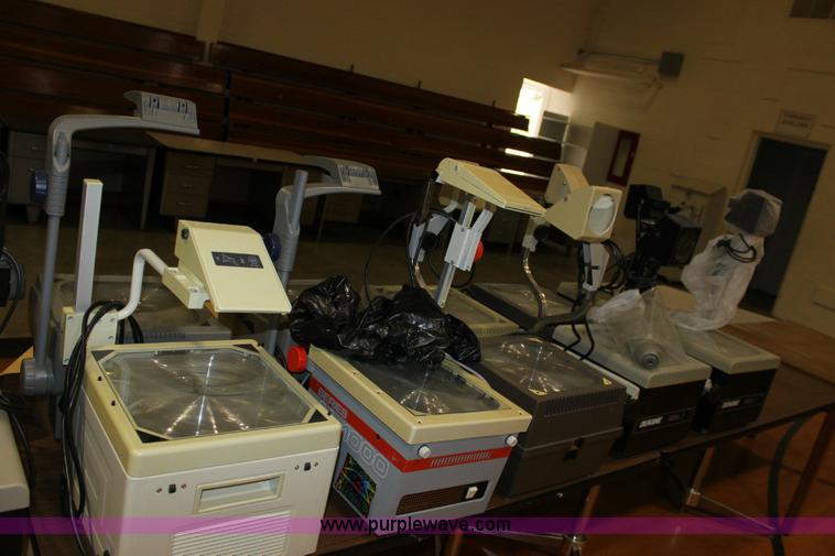 image for item B9951 (19) overhead projectors