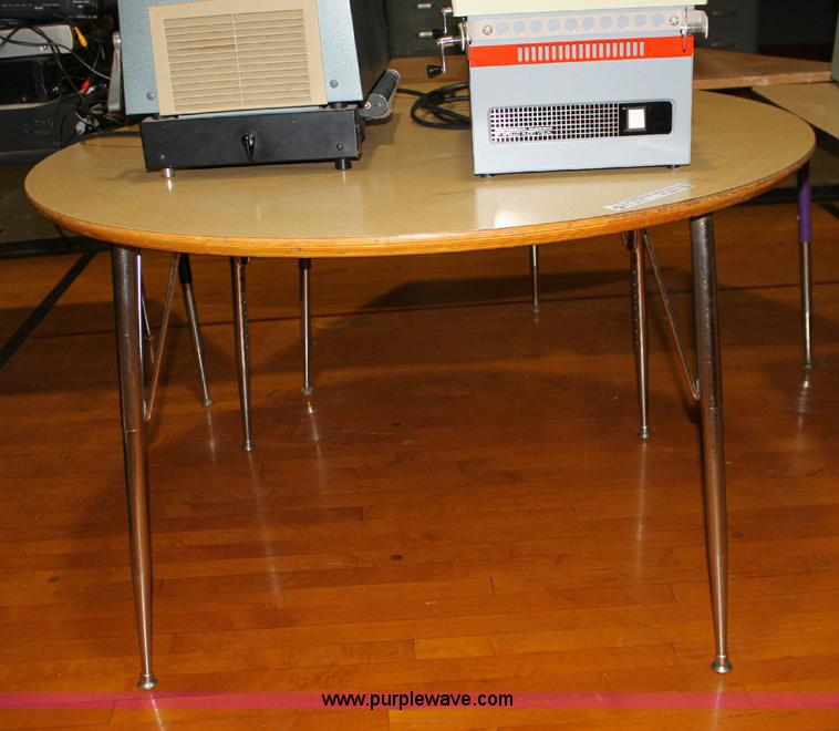 image for item B9952 Assorted tables and video players