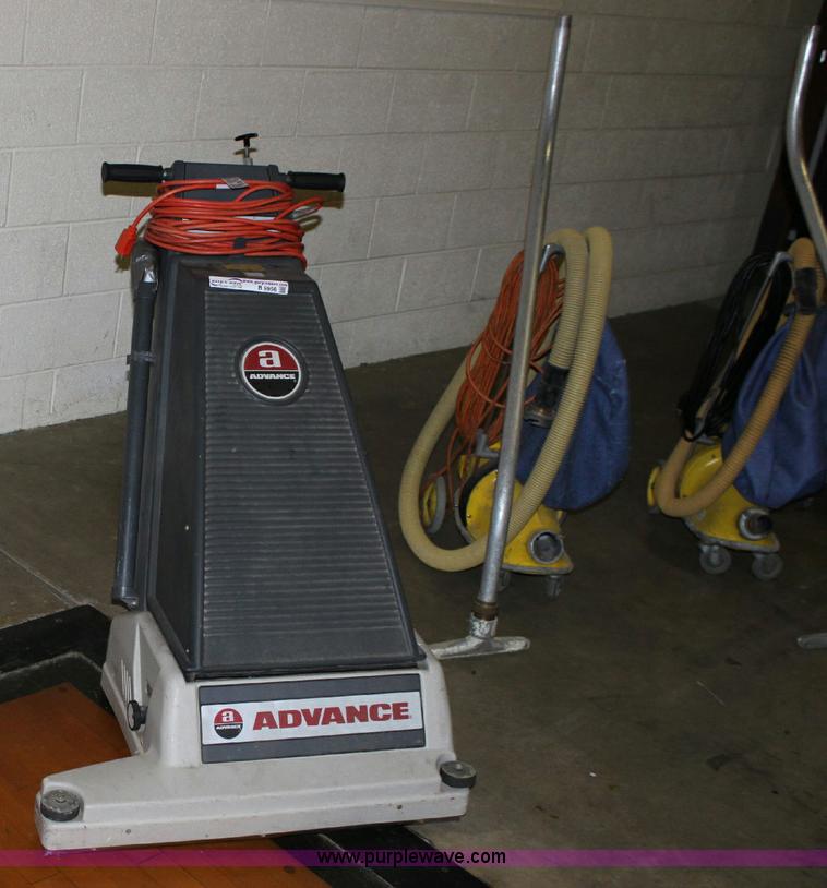 image for item B9956 Advance vacuum
