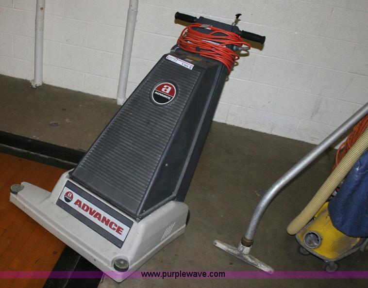 image for item B9956 Advance vacuum