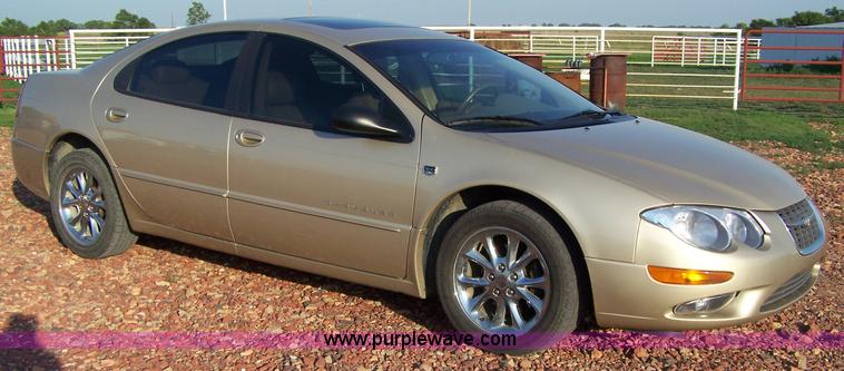 image for item C9335 2000 Chrysler 300M