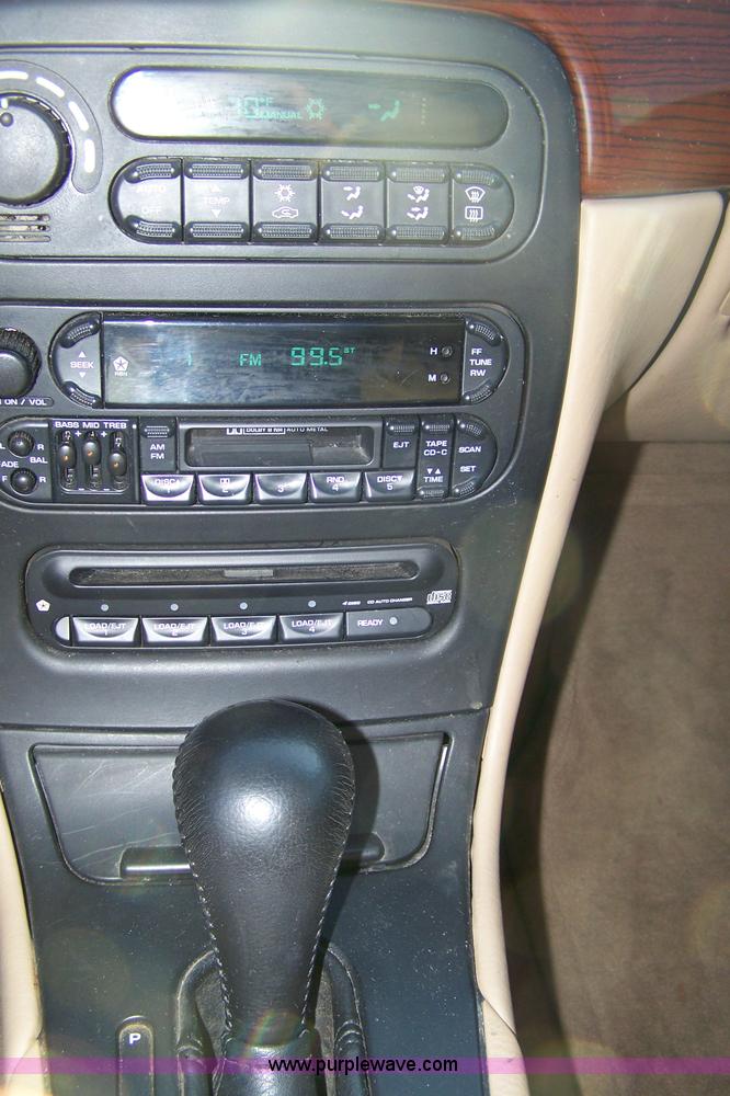 image for item C9335 2000 Chrysler 300M