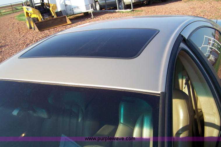 image for item C9335 2000 Chrysler 300M