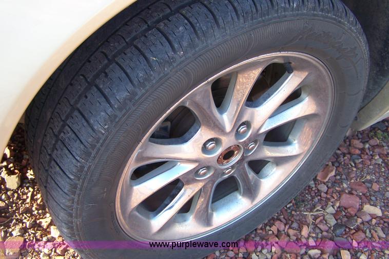 image for item C9335 2000 Chrysler 300M