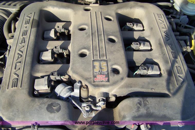 image for item C9335 2000 Chrysler 300M