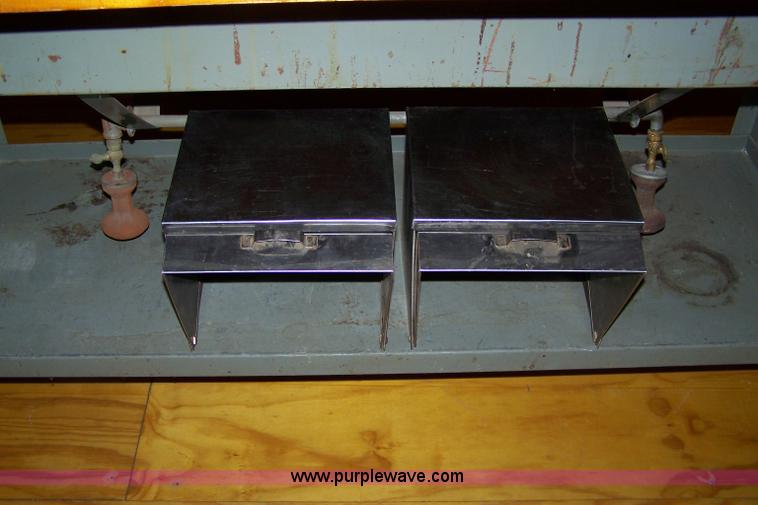image for item C9339 Gas steam table