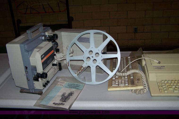 image for item C9357 Assorted electronics