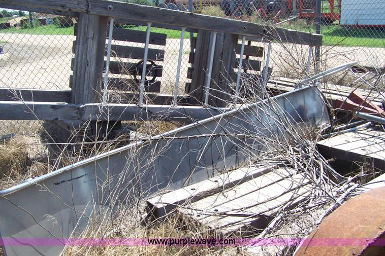 image for item C9359 Assorted playground equipment