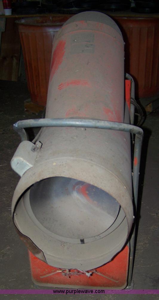 image for item C9360 Big Champ kerosene heater