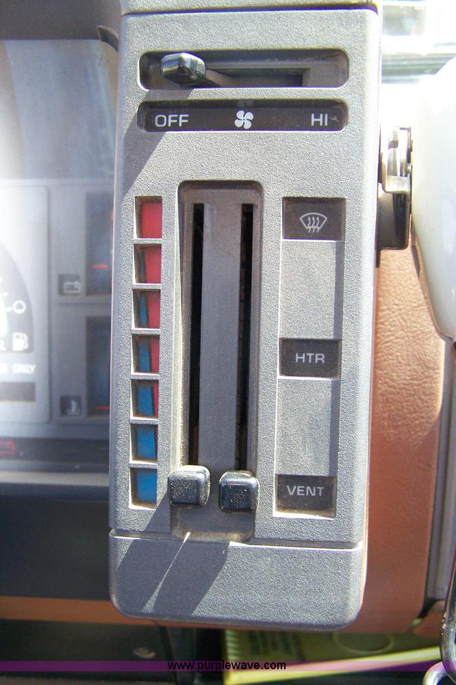 image for item C9363 1991 Chevrolet S10 pickup truck