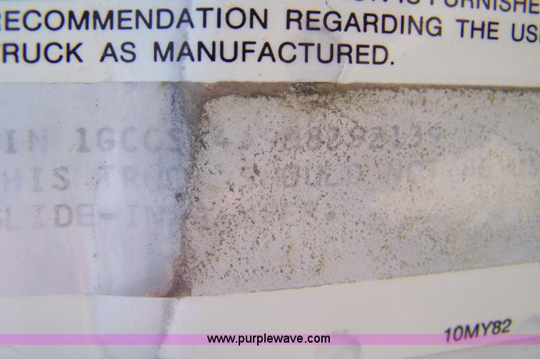 image for item C9363 1991 Chevrolet S10 pickup truck