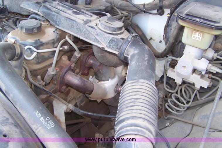 image for item C9363 1991 Chevrolet S10 pickup truck