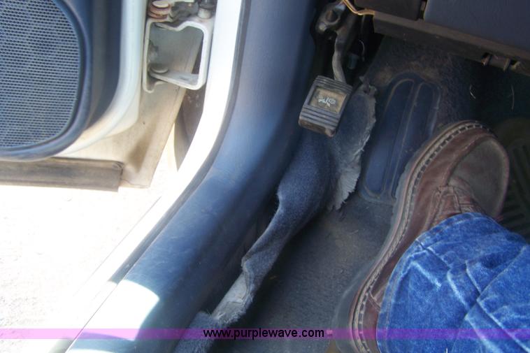 image for item C9366 2005 Chevrolet Impala