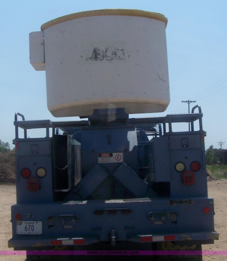 image for item C9367 1989 GMC TopKick boom bucket truck