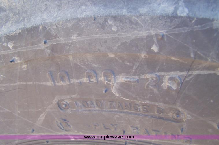 image for item C9367 1989 GMC TopKick boom bucket truck