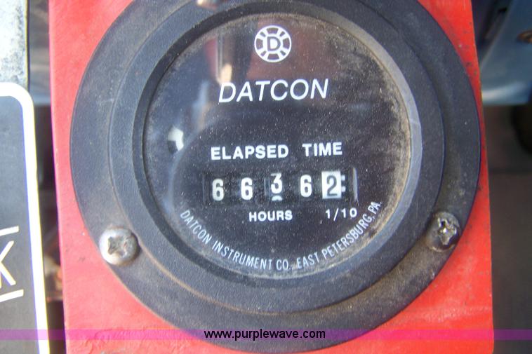 image for item C9367 1989 GMC TopKick boom bucket truck