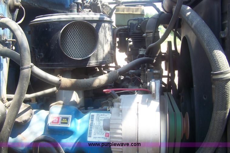 image for item C9367 1989 GMC TopKick boom bucket truck