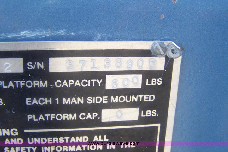 image for item C9367 1989 GMC TopKick boom bucket truck