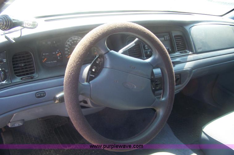 image for item C9368 1997 Ford Crown Victoria Police Interceptor
