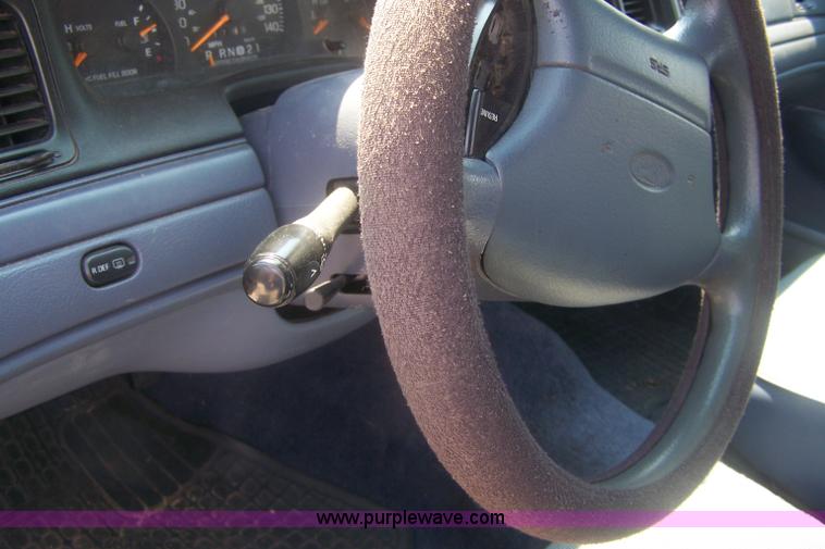 image for item C9368 1997 Ford Crown Victoria Police Interceptor