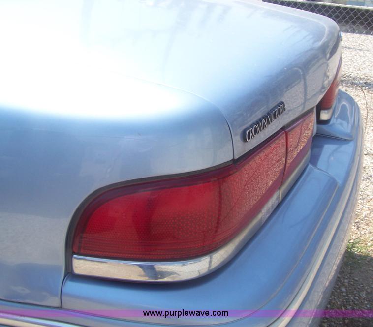 image for item C9368 1997 Ford Crown Victoria Police Interceptor