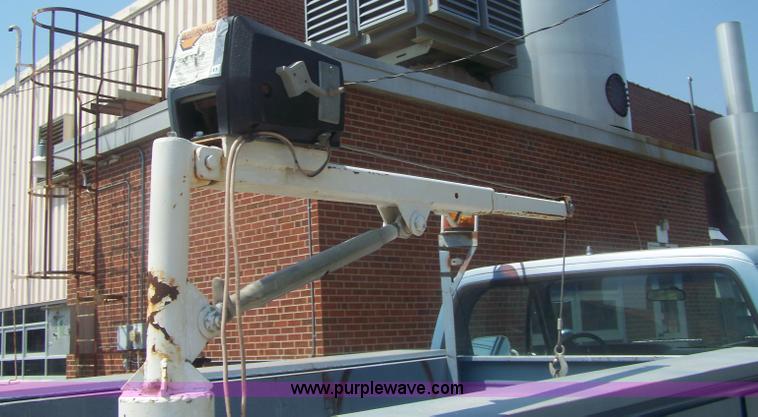 image for item C9374 1986 Chevrolet C20 Custom Deluxe pickup truck