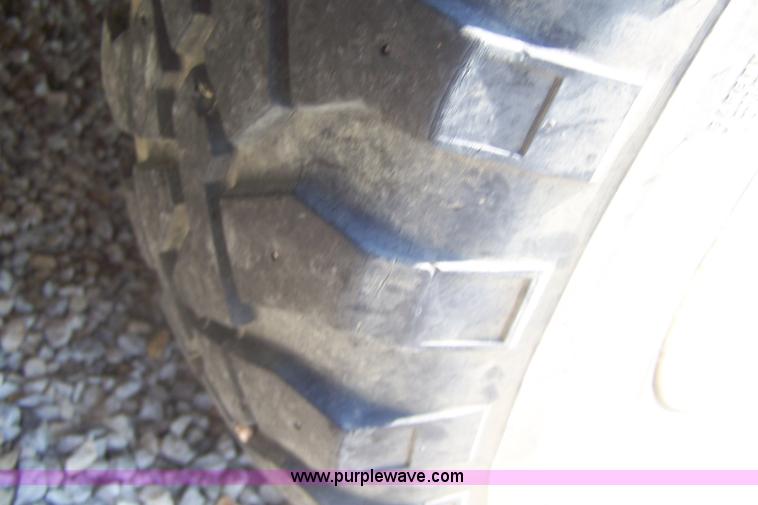 image for item C9374 1986 Chevrolet C20 Custom Deluxe pickup truck