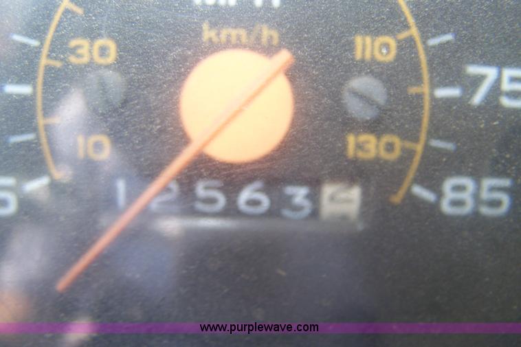 image for item C9374 1986 Chevrolet C20 Custom Deluxe pickup truck