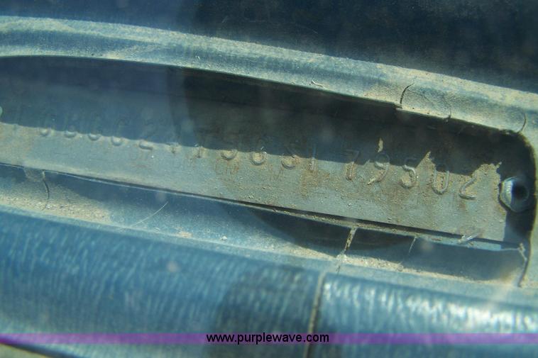 image for item C9374 1986 Chevrolet C20 Custom Deluxe pickup truck