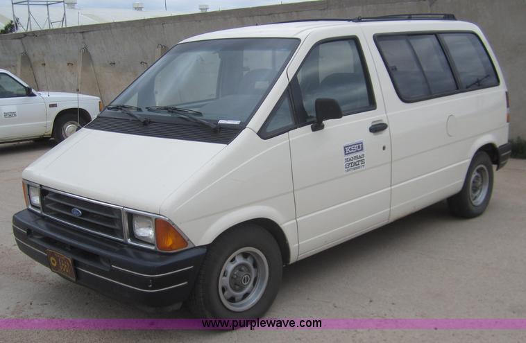 image for item C9783 1990 Ford Aerostar XL van