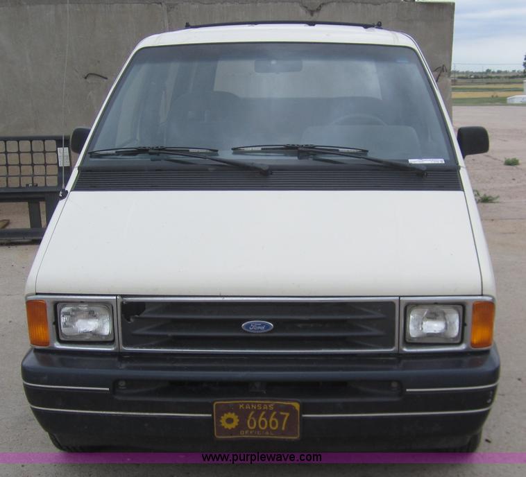 image for item C9783 1990 Ford Aerostar XL van
