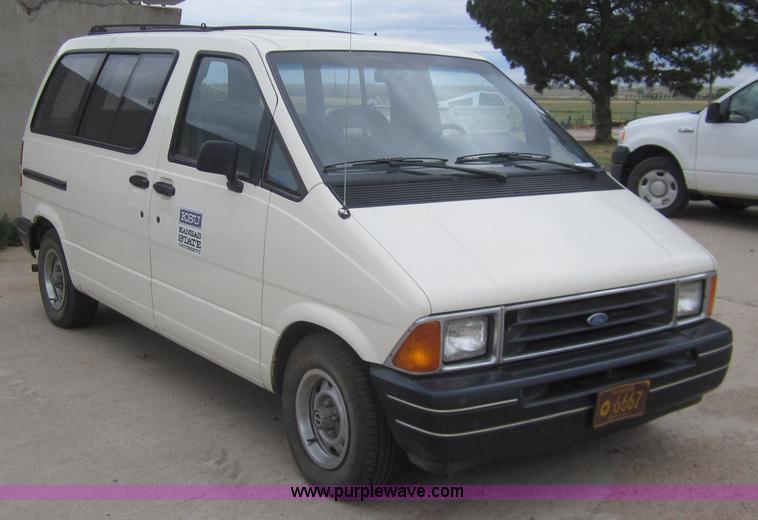 image for item C9783 1990 Ford Aerostar XL van