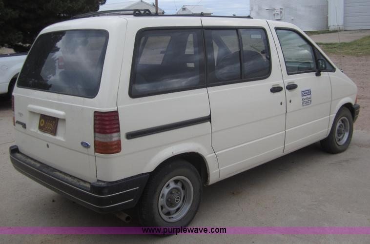 image for item C9783 1990 Ford Aerostar XL van