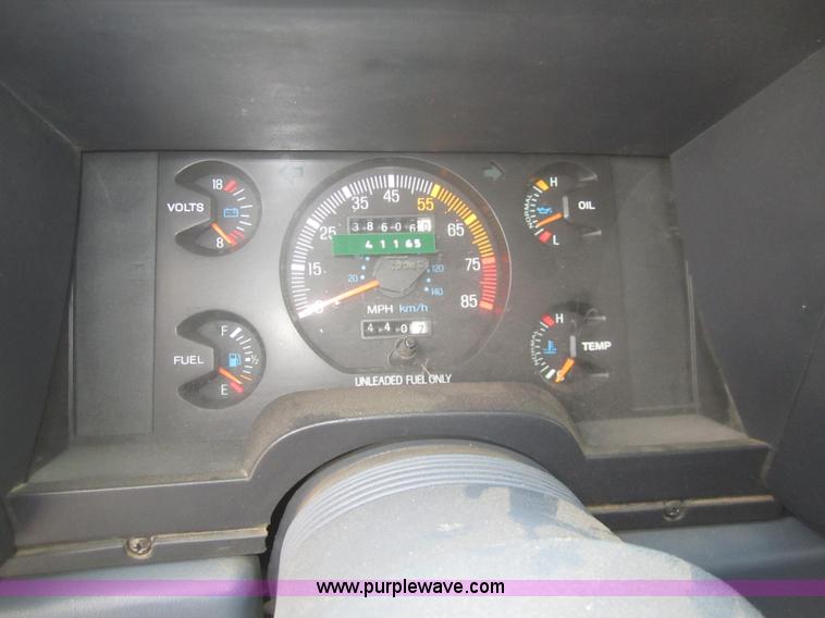 image for item C9783 1990 Ford Aerostar XL van