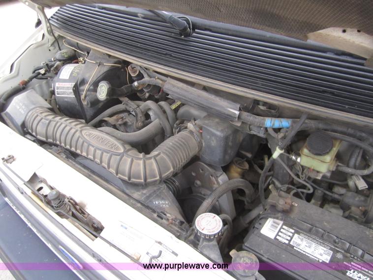 image for item C9783 1990 Ford Aerostar XL van